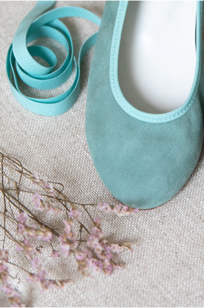 Lake ceremony ballerina shoe