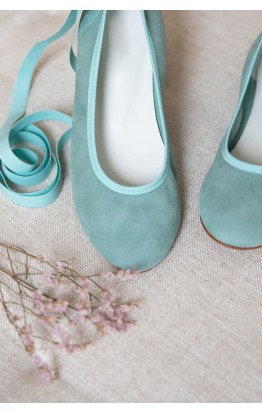 Lake ceremony ballerina shoe