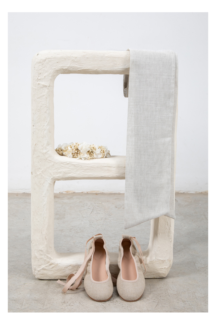 Bailarina Ceremonia Rústico Piedra